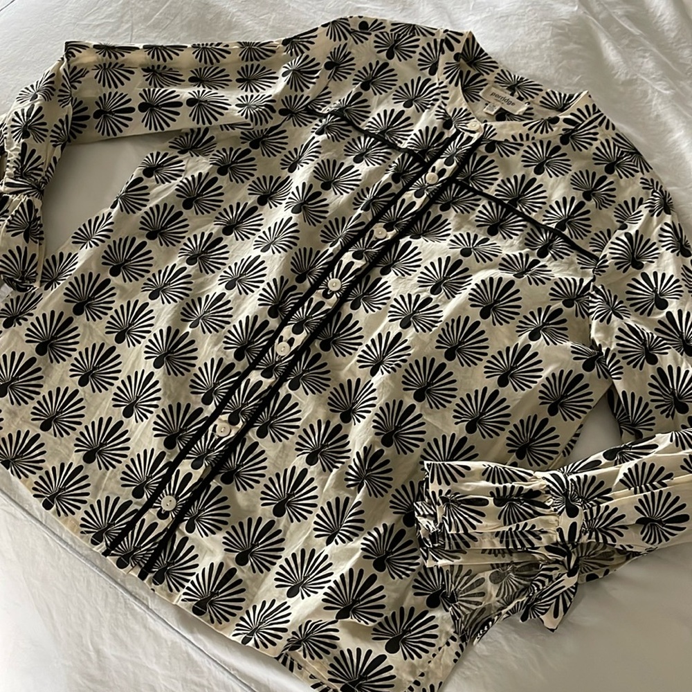 Collarless Button-Down With Animal Pattern. - image 1